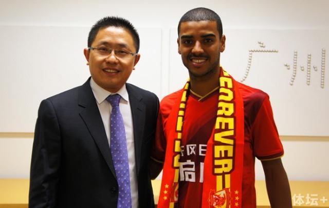 阿兰:埃神离开是恒大损失 望在斯帅手下有更多