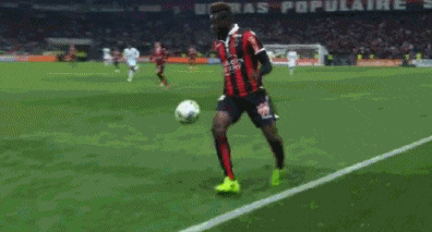 足球趣图新说:足球场上趣味多,点进来,你会知道更多!