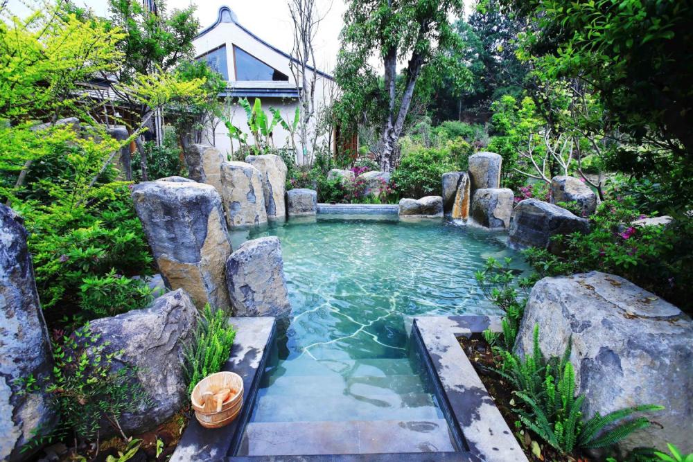 在云南腾冲和顺柏联酒店享受一场温泉spa 才是这个冬天最正确的打开