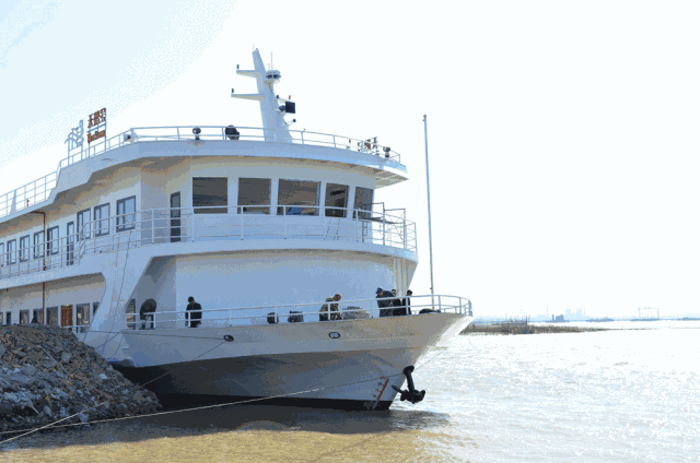 登黄河天鹅号赏雪里江山 一个字:美!