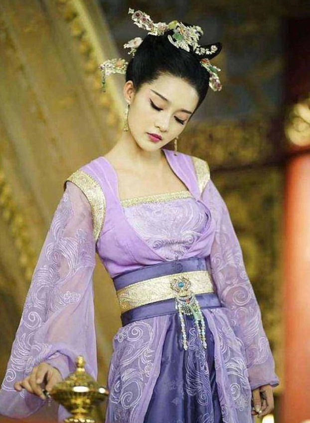 10位穿古装紫衣的女明星:毛晓彤端庄,范冰冰稚