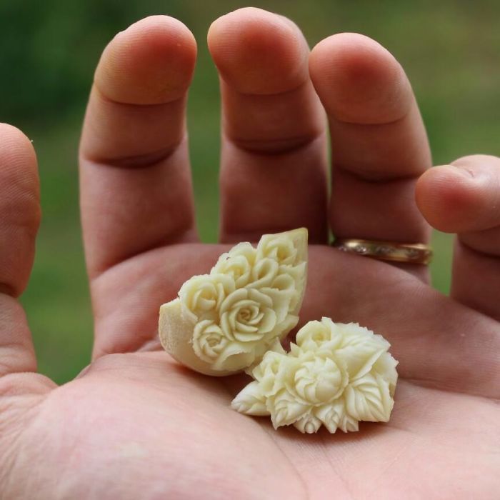 雕刻设计师:我只是用刀来手工雕刻!