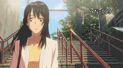 她也知道他在哪里上大学,最近特地去查找了下他的qq和微信,很开心看到