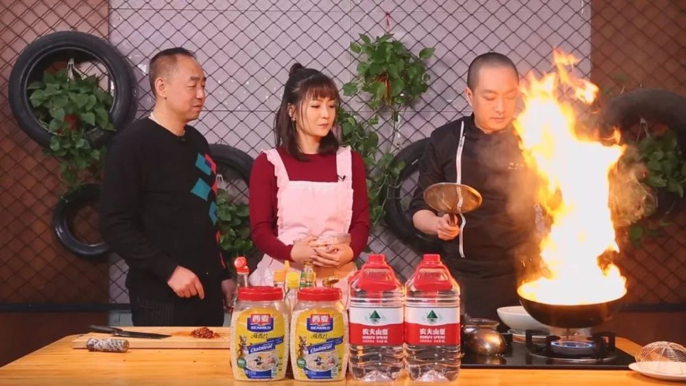 郝振江大厨还原19岁学徒现场,教您四道有故事的美味大师菜,最地道的