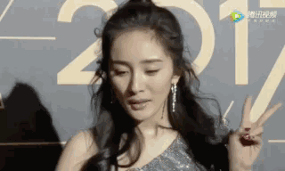 今年的超冷寒潮,把街拍的女明星们都逼成了什么样?
