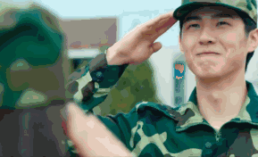 到《最好的我们》里,中二气质爆表却家境窘迫的高智商学霸余淮