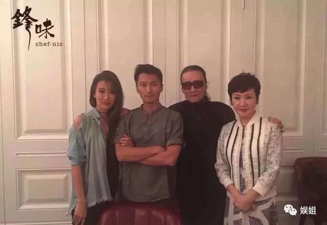 谢霆锋妈妈狄波拉年轻时的照片美得让人惊艳,