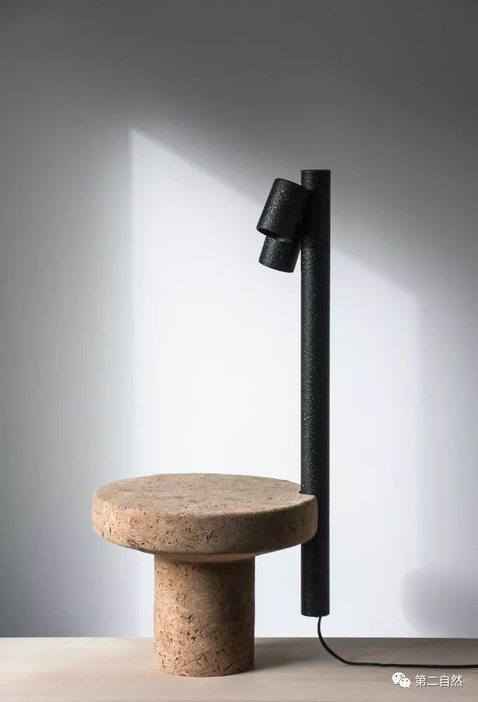 佛系也有欲望色彩,这位光头男人诠释什么是低