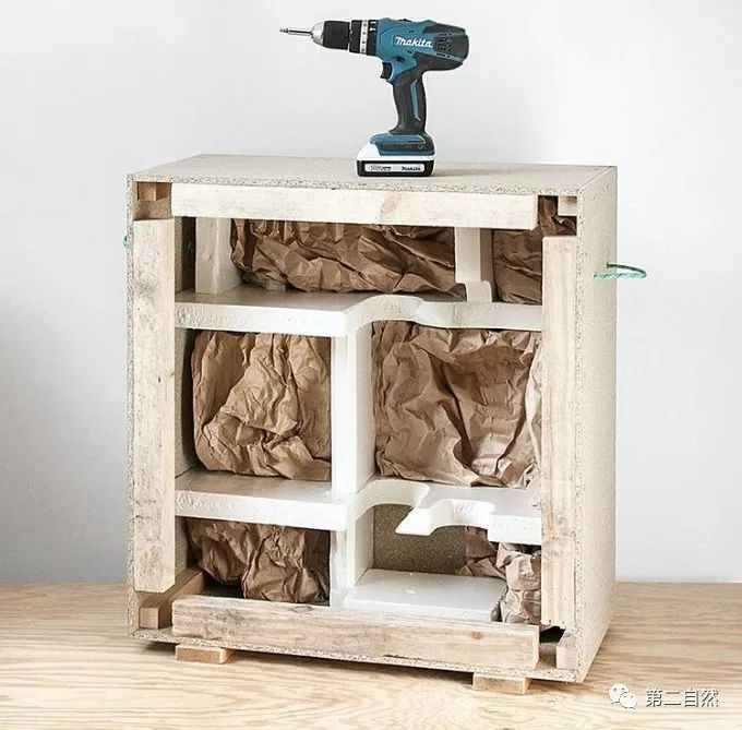 佛系也有欲望色彩,这位光头男人诠释什么是低