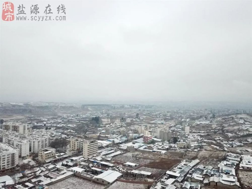 2018年盐源的第一场雪航拍美景刷爆朋友圈