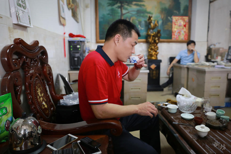 广东上访富豪:每天都担心被人做了_学生时代网