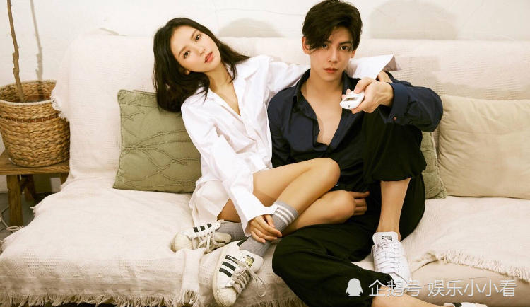 女方晒过男方晒,张予曦男友主动秀恩爱,网友心疼王思聪!