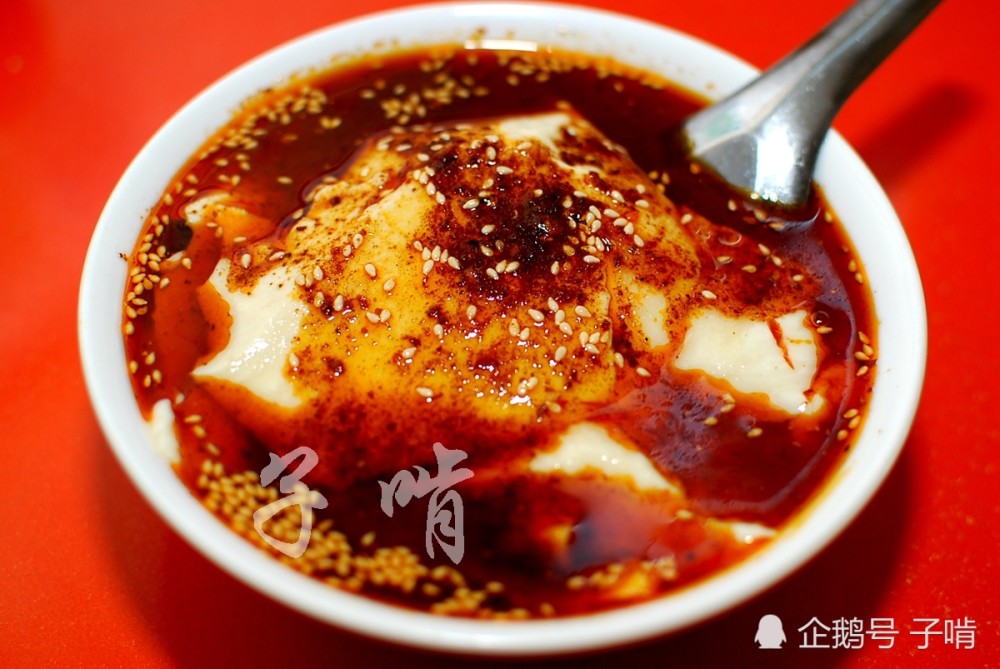 乾县豆腐脑 能不能吃辣都是满满的红色连汤都喝净
