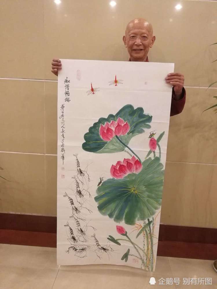 齐白石弟子董长青老师国画花鸟画《荷花》《虾》《丹顶鹤》等多图欣赏