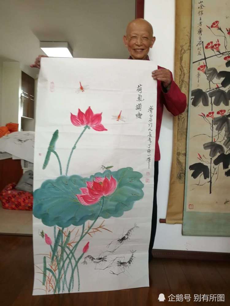 齐白石弟子董长青老师国画花鸟画《荷花》《虾》《丹顶鹤》等多图欣赏