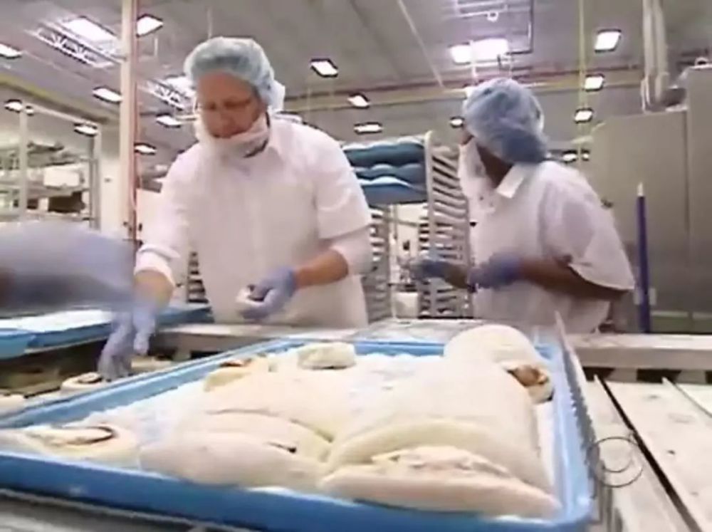 老板微服私访记:7-11董事长卧底自家店铺