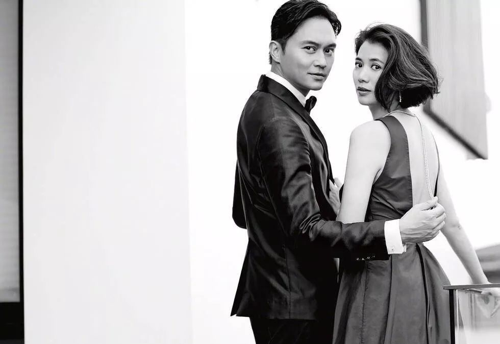 张智霖袁咏仪相伴十七年,维持婚姻新鲜感有妙