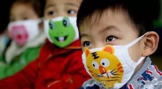 下的北京中年》,告诉了大众疾病的反复无常,也