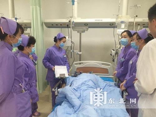 哈尔滨市第四医院医务人员:每一个生命我们都