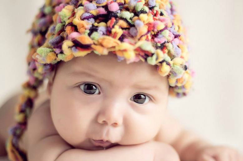 宝宝聪不聪明,妈妈看看初生儿的表现就知道啦