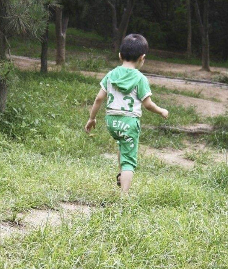 6岁儿童被炸伤送进医院急救,过年给宝宝玩这种