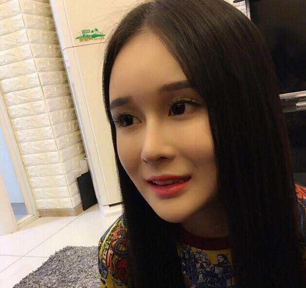 赵本山老师女儿取消直播,表示要回家乡过年!