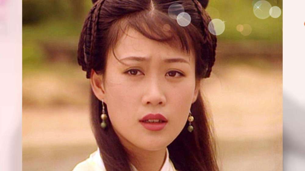 鹿鼎记中的阿珂,是不是陈圆圆女儿?那她父亲是李自成还是吴三桂