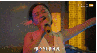 俞飞鸿还是当年“惊鸿仙子” 只是女神帽子要飞了