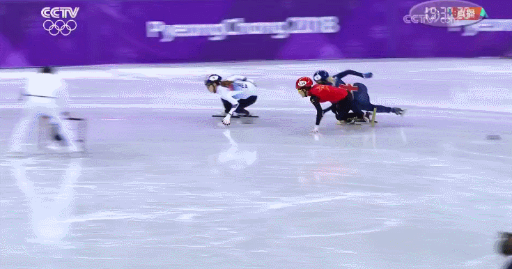 男子1000米 武大靖留判罚空间   武大靖   男子1000米四分之一决赛