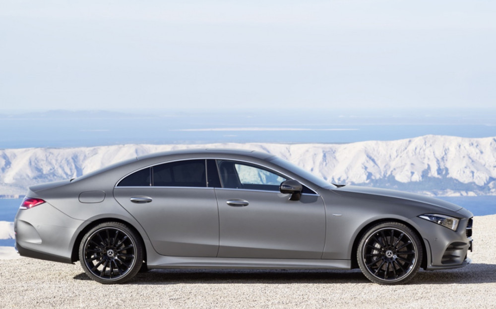 号称最美奔驰车,四门轿跑鼻祖,100万内找不到