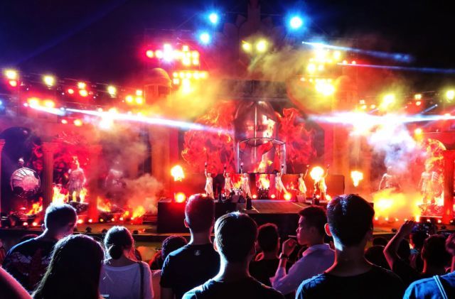 过年拒绝低头族 这些歌能让大家一起嗨