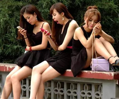 过年了,请多陪陪亲人说说话!放下手机,多留点时