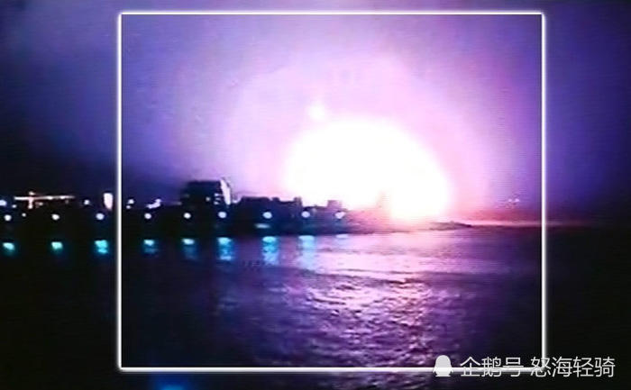 印度航母船厂卫生间200吨污物爆炸16死伤 德