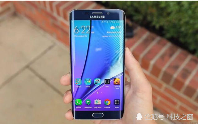 全面屏风头正旺 三星的曲面屏则成了无人问津