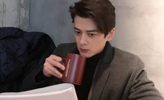 谈判官:秦天宇帮谢晓飞夺回股份,背后却觊觎谢