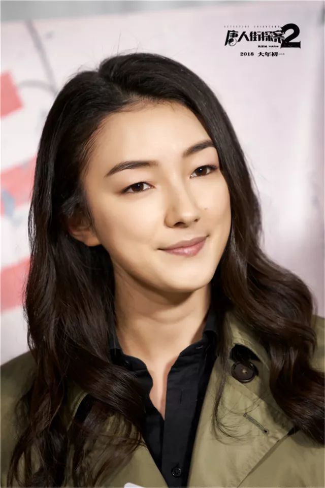 猫眼娱乐专访 唐探2 女主角刘承羽 很幸运跟宝强合作 演喜剧是我的愿望 我很幸运作文 我为喜剧狂我家里很穷 丛雨生活汇