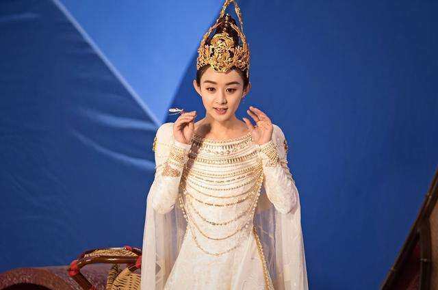 不是赵丽颖毁经典,是《西游记女儿国》不适合