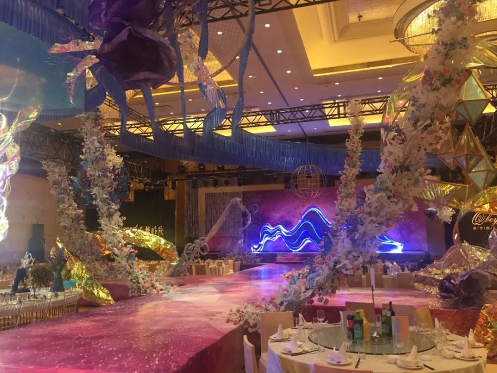 一定是特别的缘分才能成为一家人!