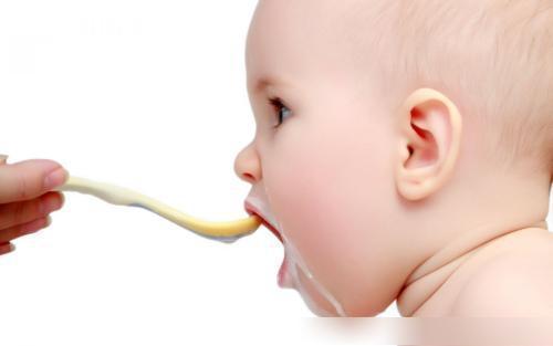 婴幼儿人口_人口普查图片