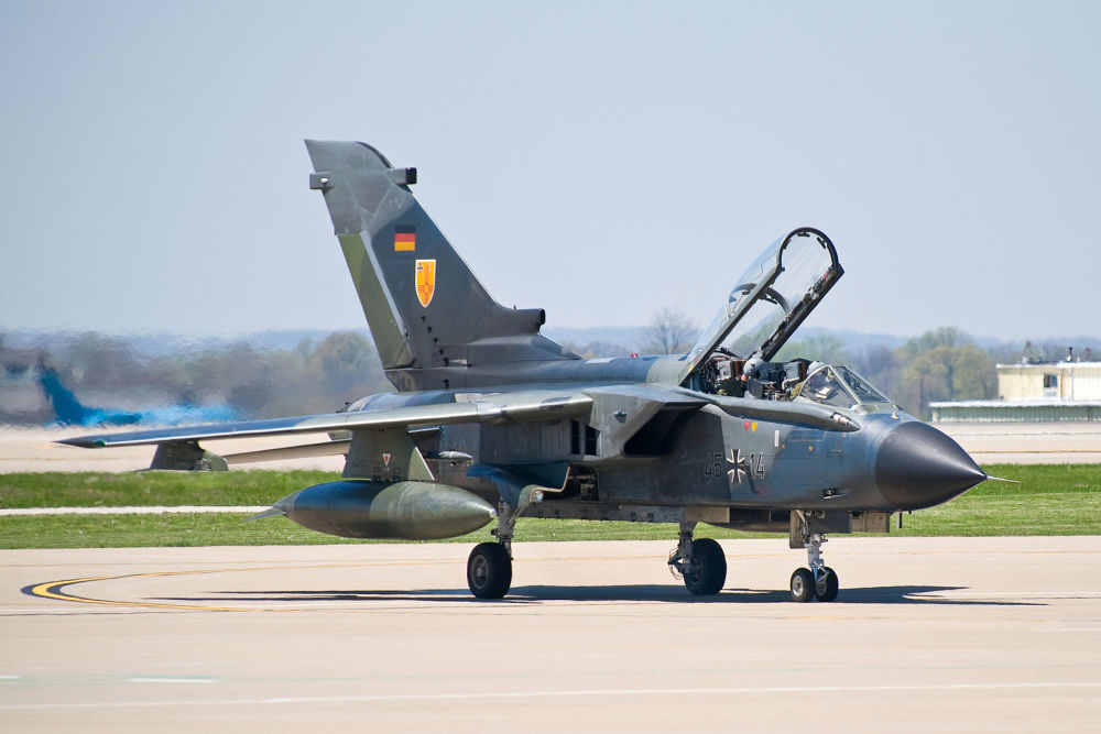 狂风战斗机全面停飞,德国空军彻查发现竟是环