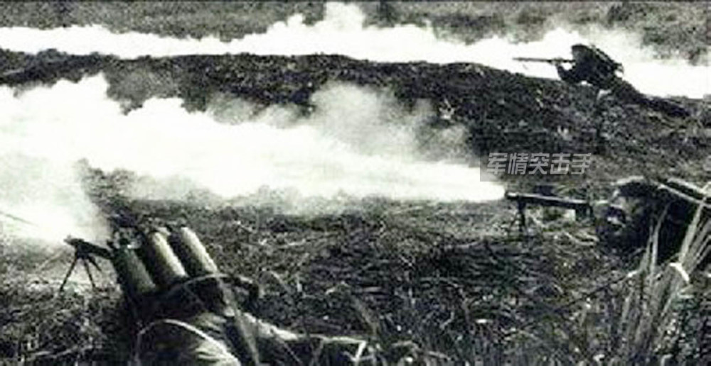 中国喷火兵显神威 烧得越军宁可挨枪子也要抱头鼠窜