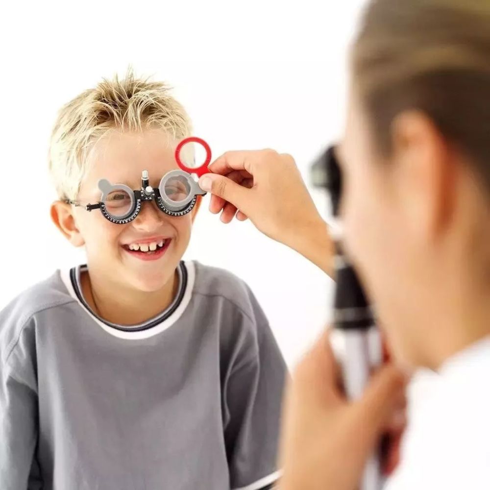 把握弱视矫正关键期,最晚4岁做视力检查