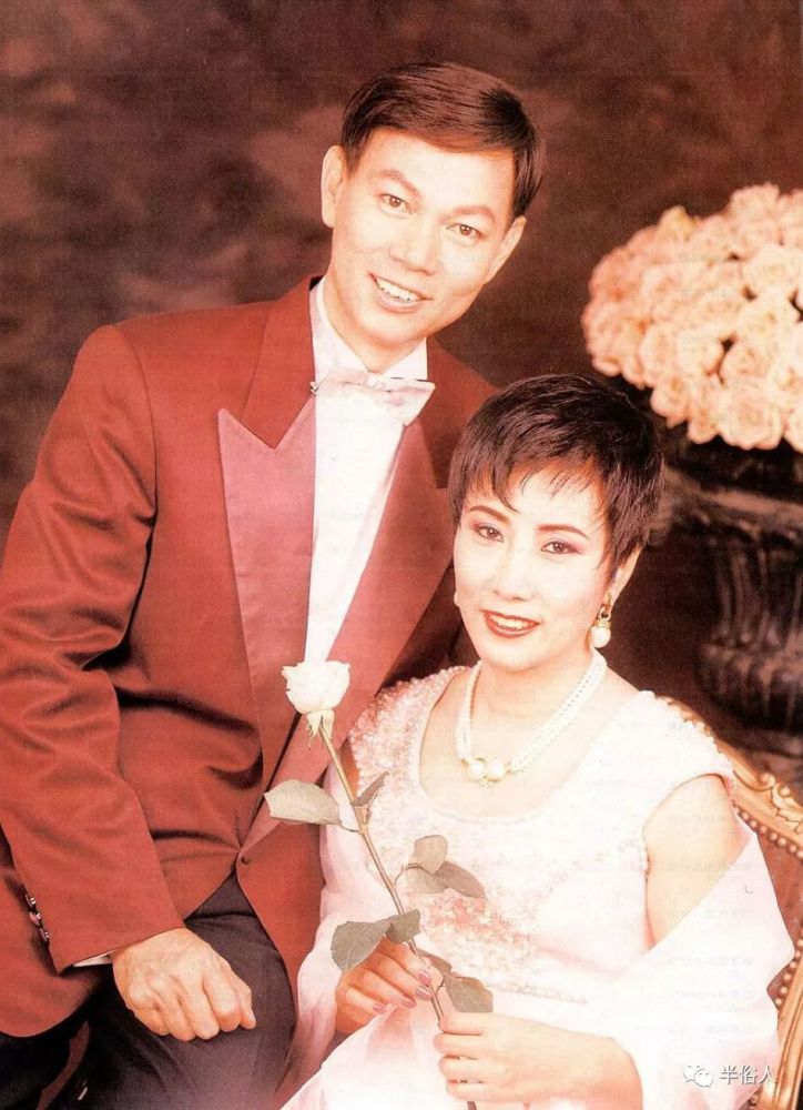 90年代影楼风婚纱照