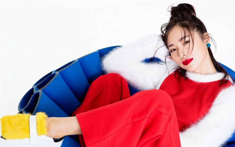 大陆美女明星江一燕服饰搭配图片大全