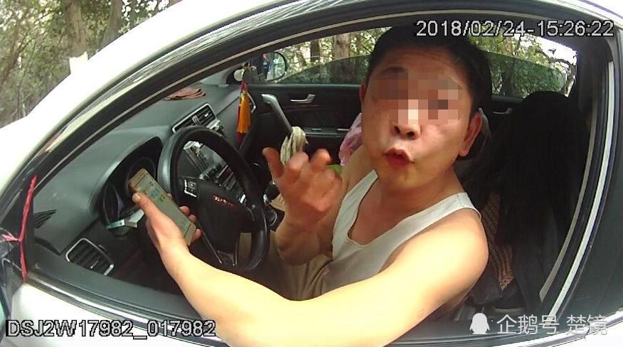 男子醉驾肇事逃逸 慌不择路驶入交警大队被擒