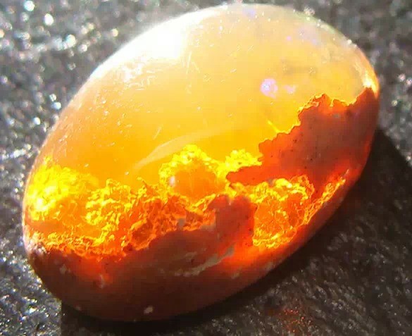 世界上最贵的石头，太惊艳了！