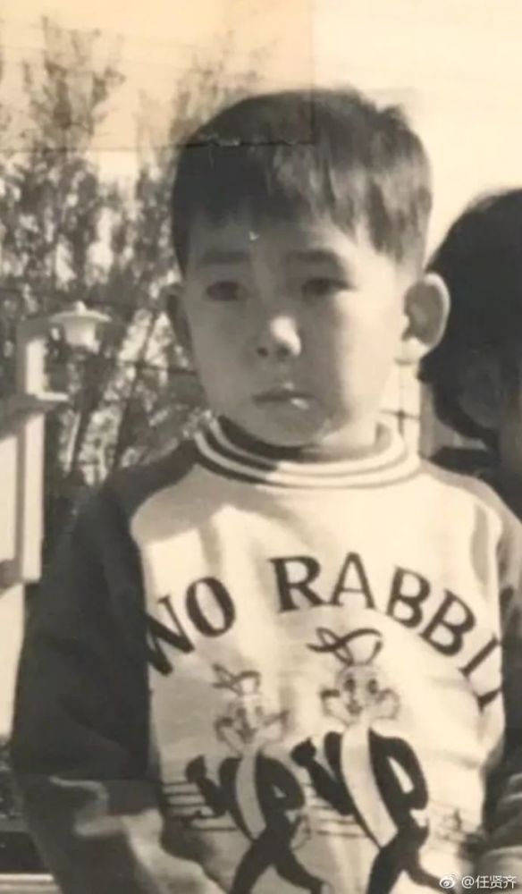 任贤齐自曝罕见童年照感慨岁月,看看这些男神女神童年
