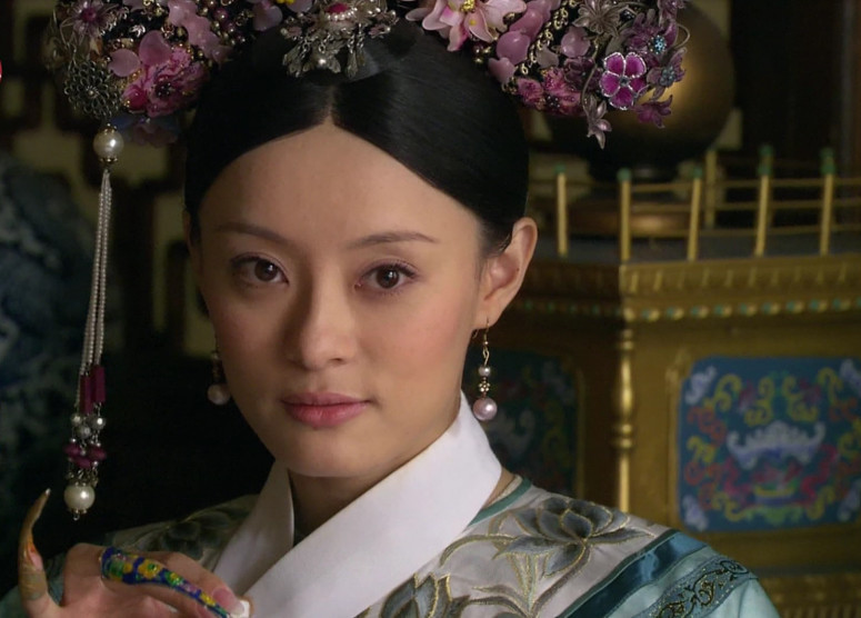 演宫斗剧而声名大噪的女星,最后一位却是因为