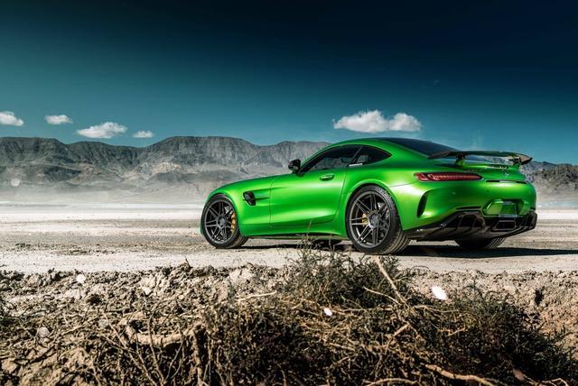 奔驰"绿色地狱"版amg gt r,不只是尼桑才有gtr!