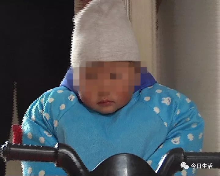 天呐!江都砖桥一小伙子娶了14岁的小姑娘,还生了个娃